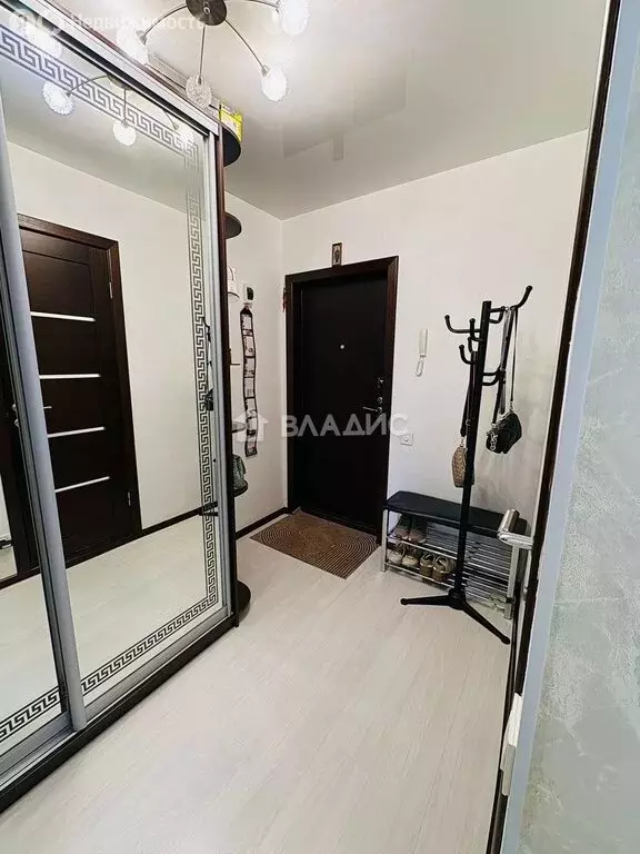 1-комнатная квартира: Волгоград, район Семь Ветров, бульвар 30-летия ... - Фото 1