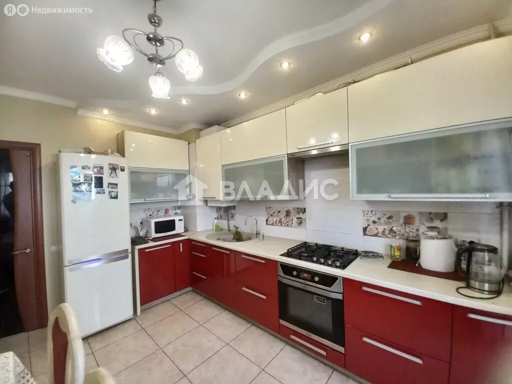 3-комнатная квартира: Калининград, Советский проспект, 43 (83 м) - Фото 1