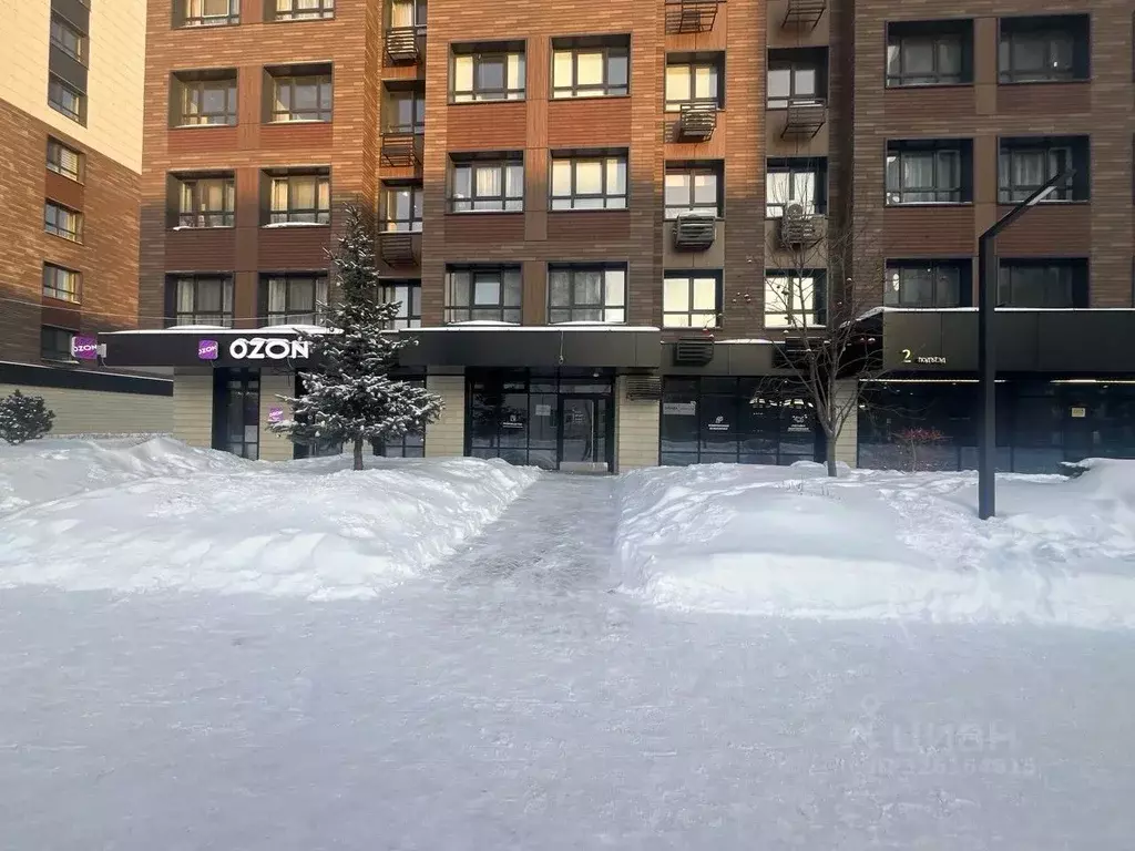 Торговая площадь в Татарстан, Казань ул. Рауиса Гареева, 105Б (60 м) - Фото 1