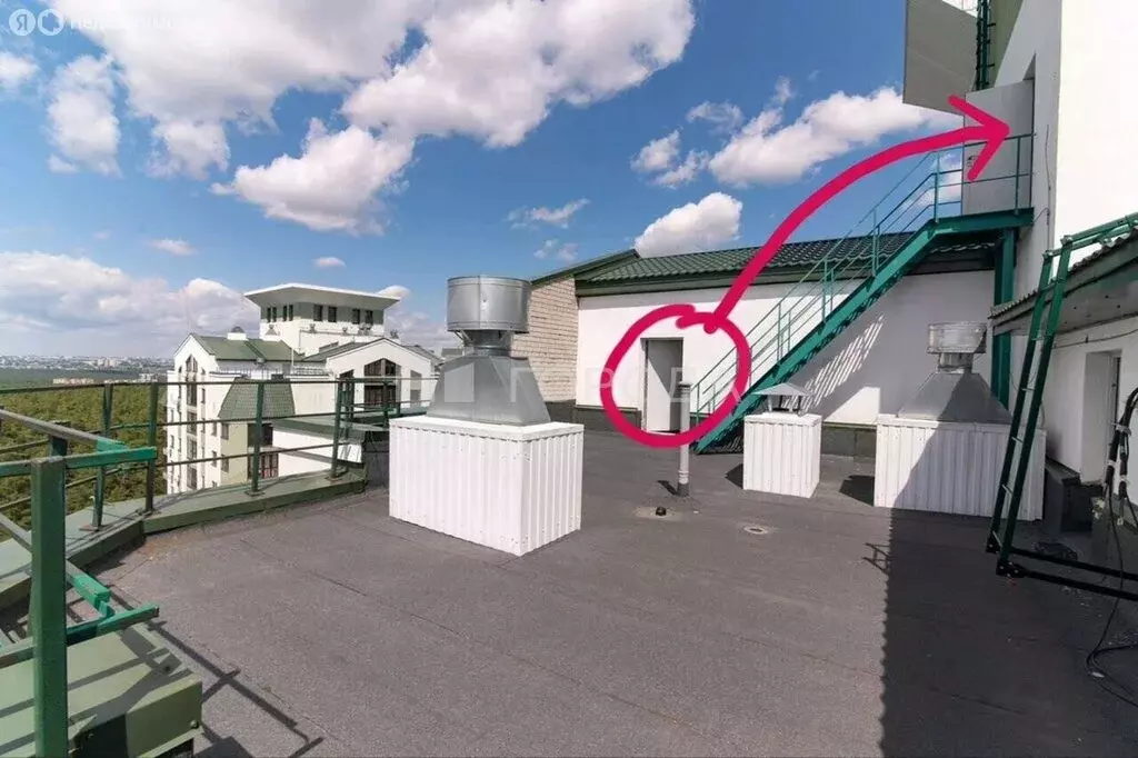 Квартира-студия: Барнаул, 6-я Нагорная улица, 15Г/9 (101 м) - Фото 1