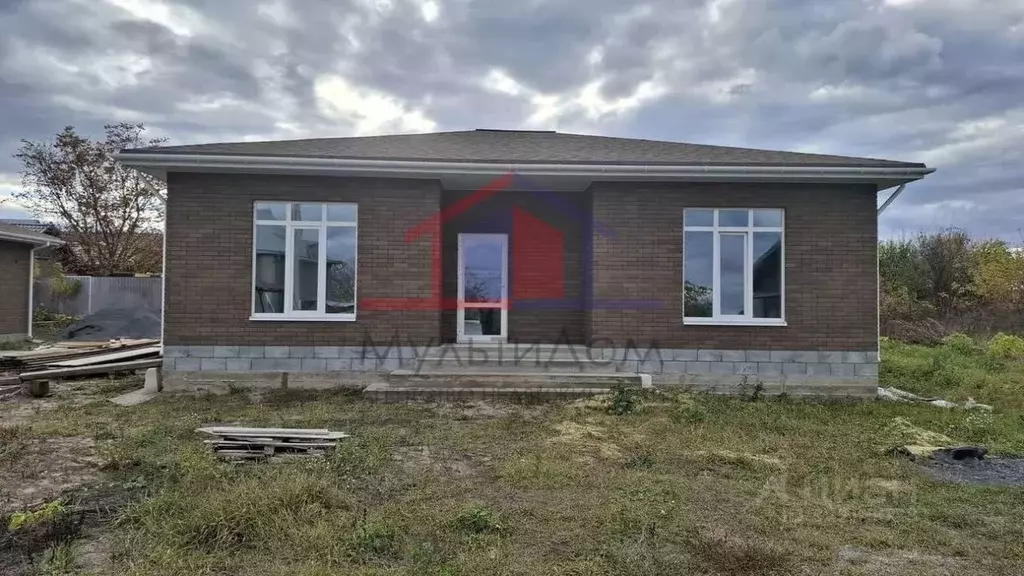 Коттедж в Белгородская область, Старооскольский городской округ, с. ... - Фото 0
