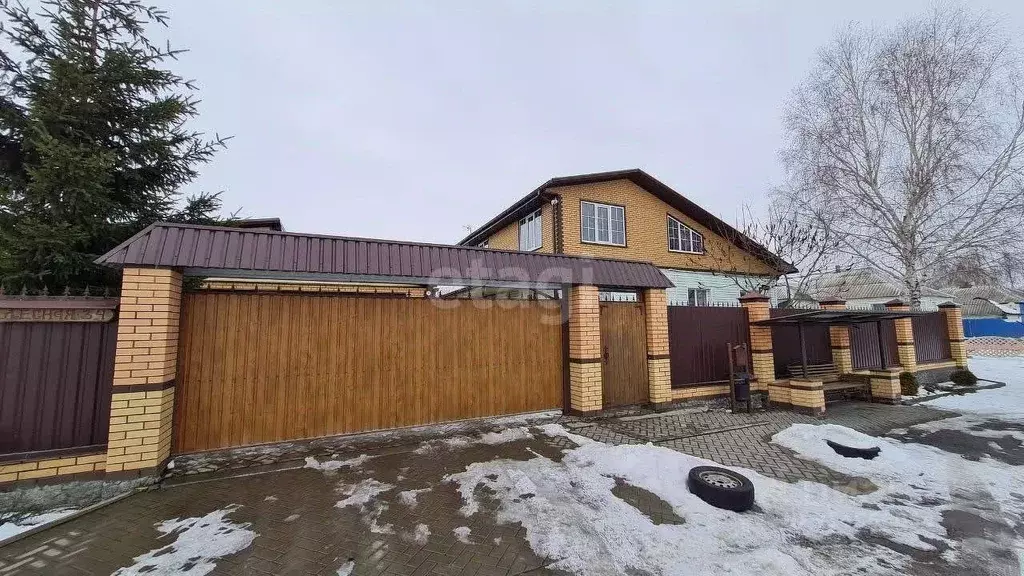 Дом в Белгородская область, Волоконовский район, Староивановское ... - Фото 1