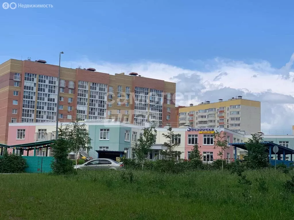 2-комнатная квартира: село Осиново, улица Гайсина, 2 (51.7 м) - Фото 2