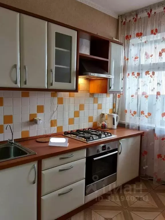 2-к кв. Татарстан, Казань ул. Столярова, 15А (70.0 м) - Фото 0