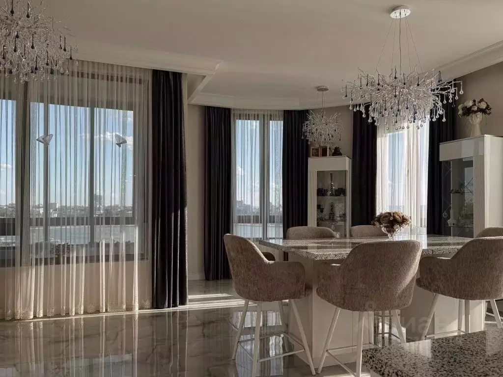 1-к кв. Татарстан, Казань ул. Алексея Козина, 2 (56.0 м) - Фото 2