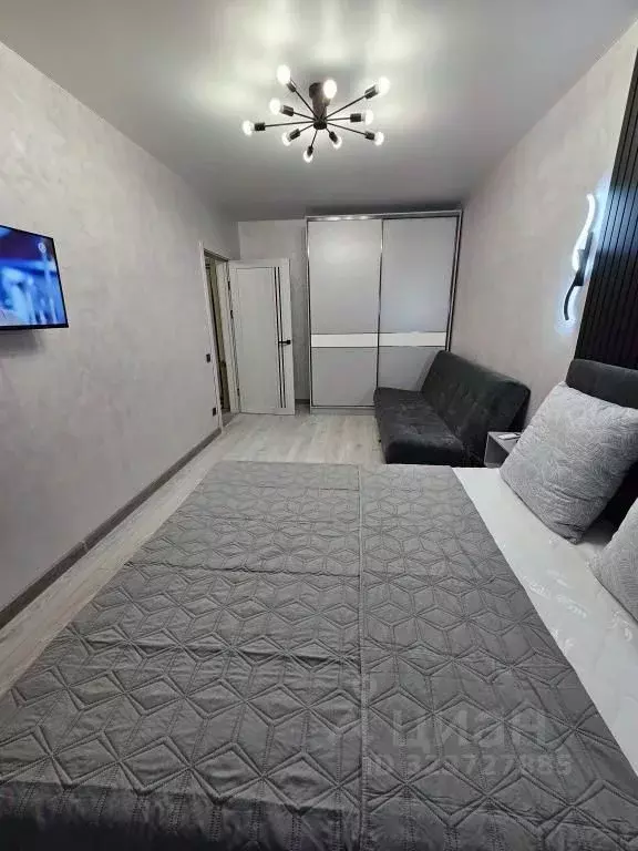 1-к кв. Курганская область, Курган Заозерный жилрайон, 4-й мкр, 32 ... - Фото 2