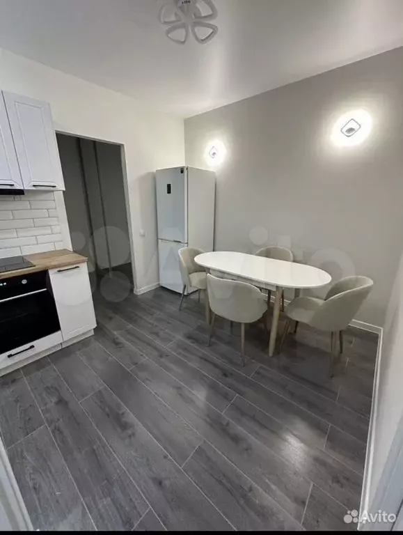 2-к. квартира, 40 м, 6/18 эт. - Фото 1