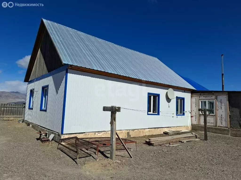 Дом в село Кош-Агач, улица Кокозова (103.5 м) - Фото 1