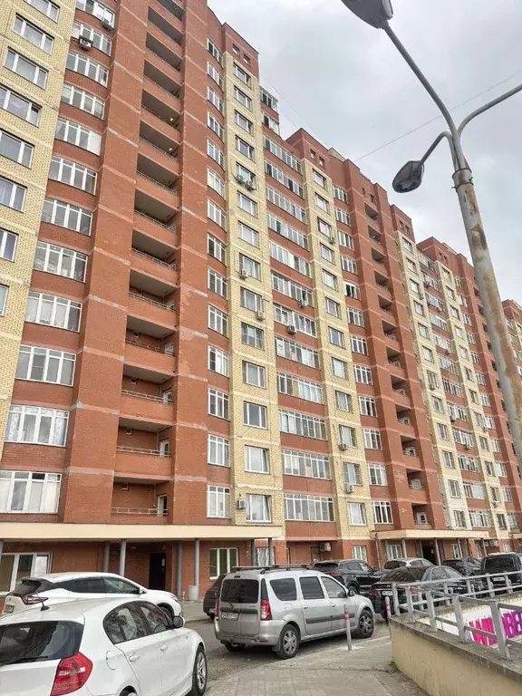 2-к кв. Московская область, Дмитров ул. Космонавтов, 52 (65.0 м) - Фото 0