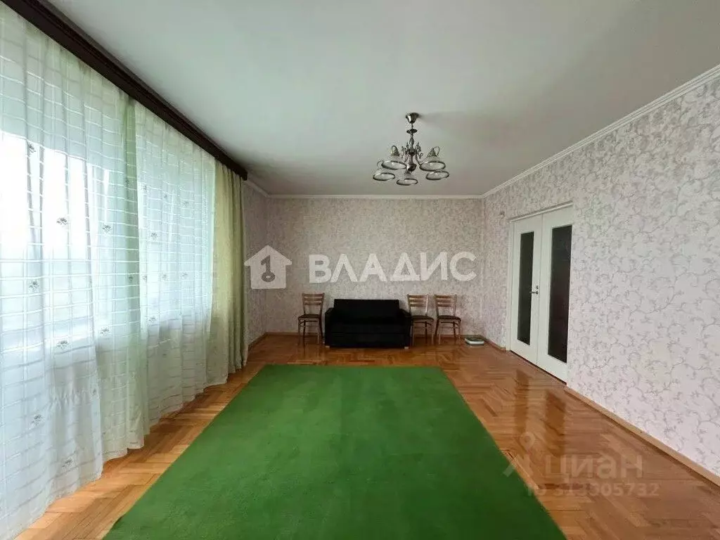 3-к кв. Бурятия, Улан-Удэ ул. Бабушкина, 32 (85.8 м) - Фото 1