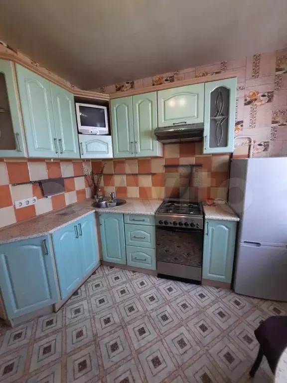 1-к. квартира, 32 м, 6/9 эт. - Фото 0