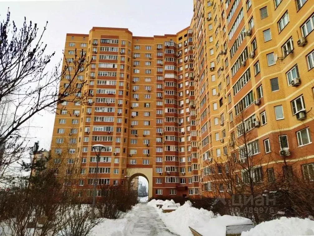 2-к кв. Москва пос. Коммунарка, 20А (65.7 м) - Фото 0