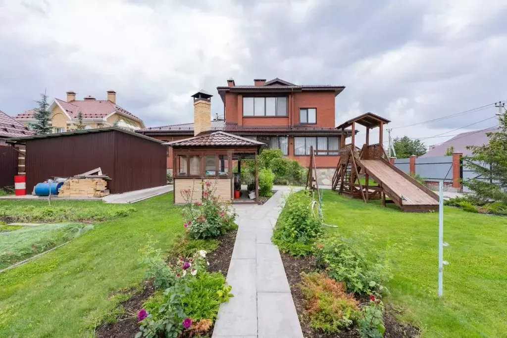 Дом в Пермский край, Пермь Горловская ул., 55 (500 м) - Фото 1