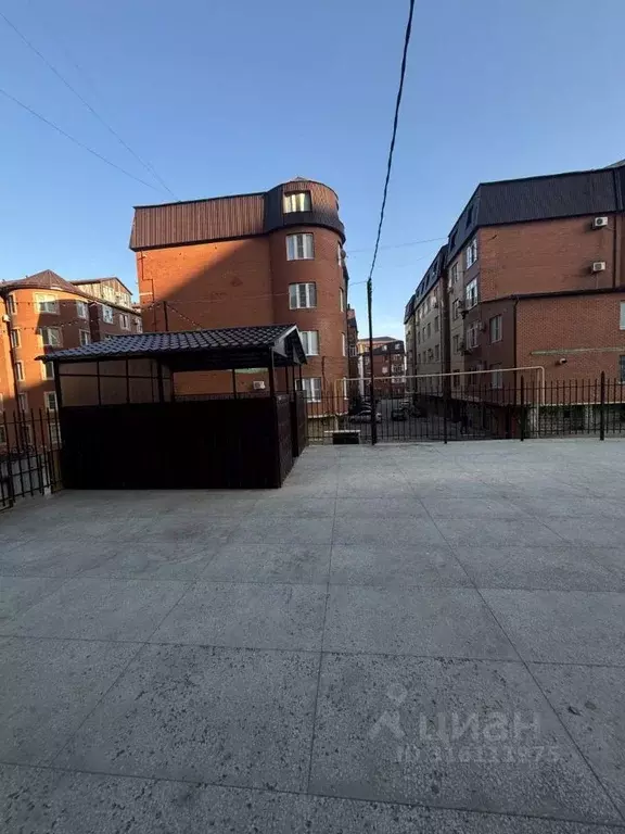 2-к кв. Дагестан, Махачкала ул. Зои Космодемьянской, 54 (88.0 м) - Фото 1