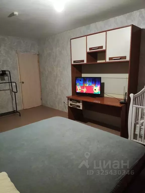 Комната Тюменская область, Тюмень ул. Федюнинского, 60к1 - Фото 2