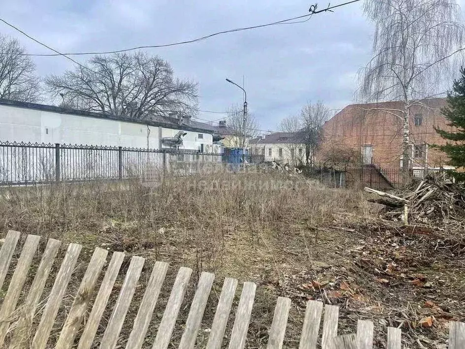 Участок в Новгородская область, Великий Новгород Торговая сторона, ул. ... - Фото 1