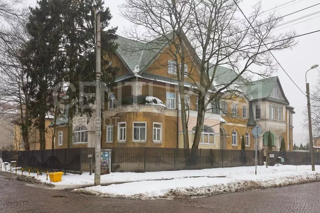 5-к кв. Калининградская область, Калининград ул. Гоголя, 2 (500.0 м) - Фото 0