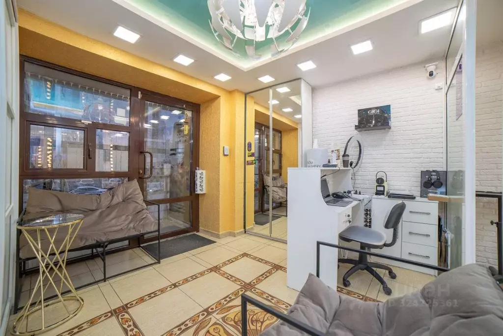 Помещение свободного назначения в Свердловская область, Екатеринбург ... - Фото 1