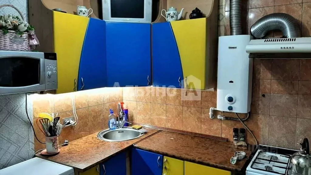 2-к кв. Ростовская область, Шахты ул. Маяковского, 50 (44.7 м) - Фото 1