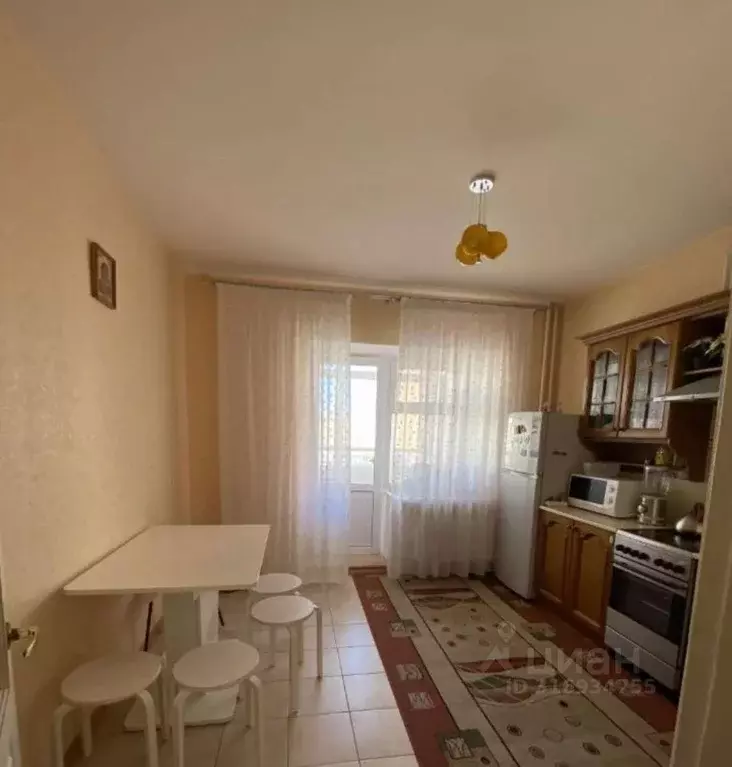 3-к кв. Белгородская область, Старый Оскол Степной мкр,  (98.5 м) - Фото 1
