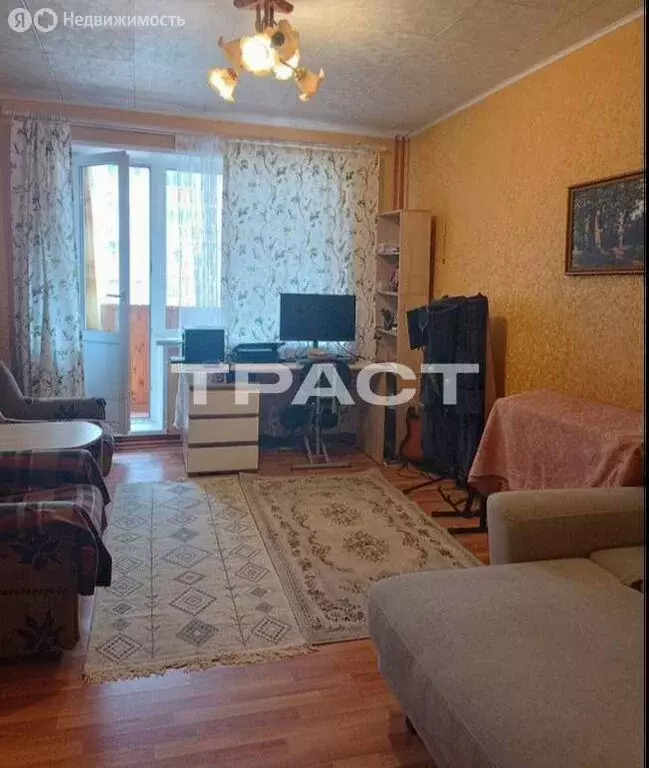 3-комнатная квартира: Воронеж, улица Гаршина, 21 (70 м) - Фото 1