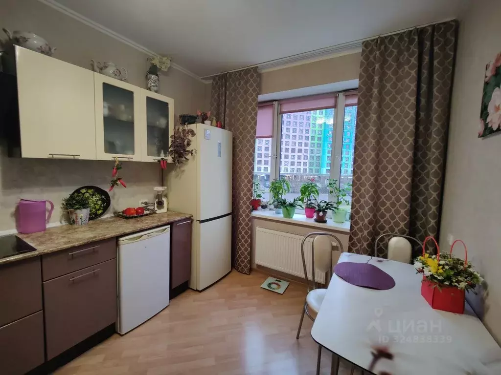 2-к кв. Ленинградская область, Мурино Всеволожский район, ул. Шоссе в ... - Фото 1