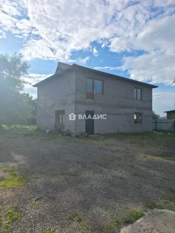Дом в село Михайловка, улица 60 лет ДОСААФ (186.4 м) - Фото 2