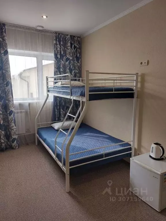 Комната Красноярский край, Красноярск ул. Шахтеров, 41с4 (30.0 м) - Фото 1