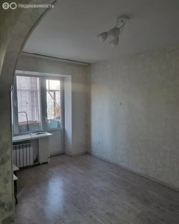 1-комнатная квартира: Смоленск, улица Твардовского, 5/11 (31 м) - Фото 0