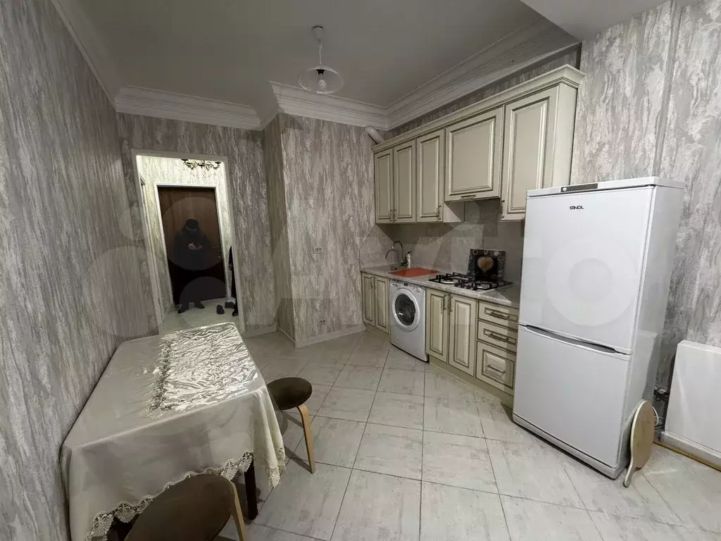 1-к. квартира, 50 м, 3/10 эт. - Фото 1