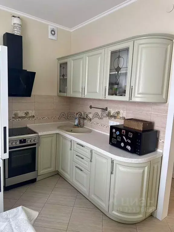 2-к кв. Красноярский край, Красноярск ул. Мичурина, 2Ж (89.0 м) - Фото 2