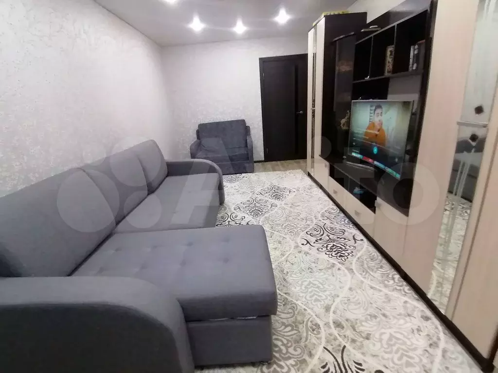 2-к. квартира, 50 м, 7/11 эт. - Фото 1
