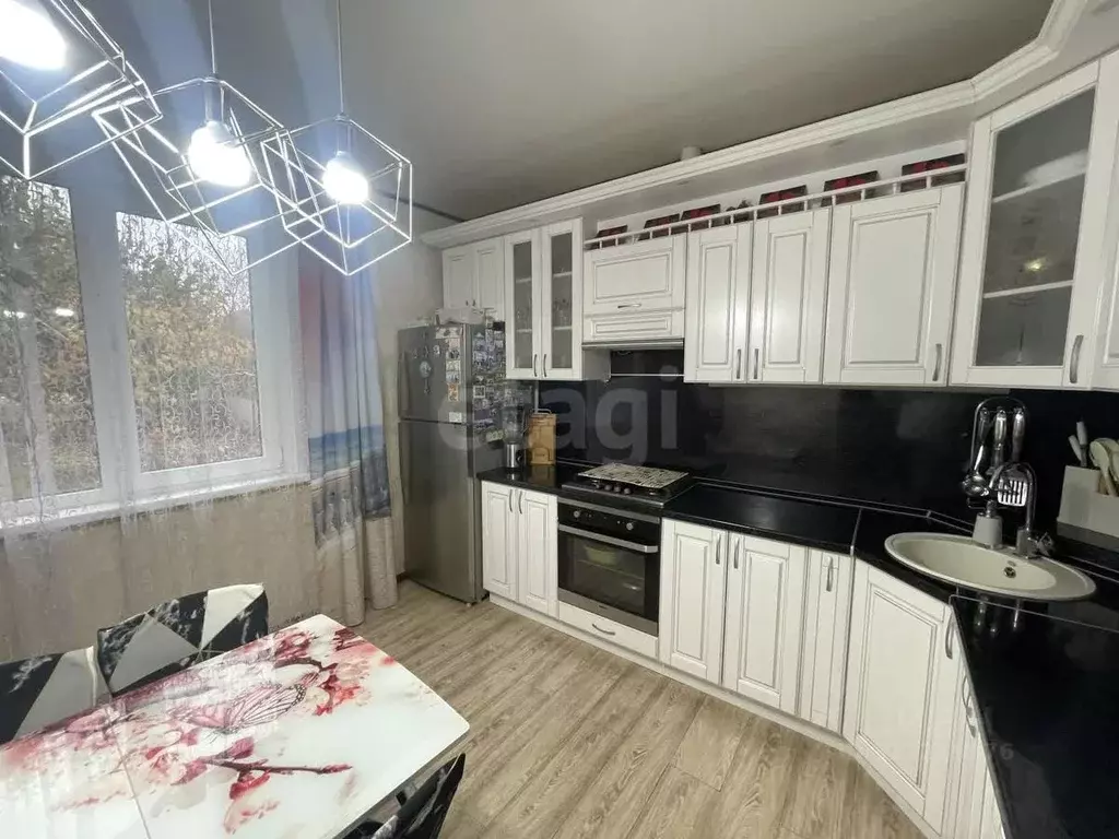 Дом в Белгородская область, Белгородский район, Пушкарское с/пос, с. ... - Фото 0