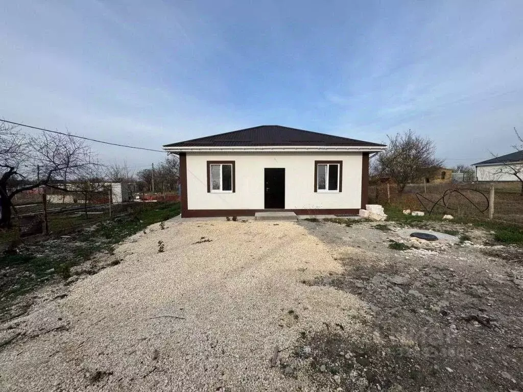 Дом в Крым, Симферопольский район, с. Трудовое ул. Зеленая (80 м) - Фото 2