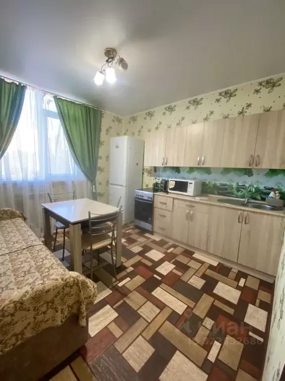 1-к кв. Оренбургская область, Оренбург просп. Гагарина, 21/8 (39.0 м) - Фото 0