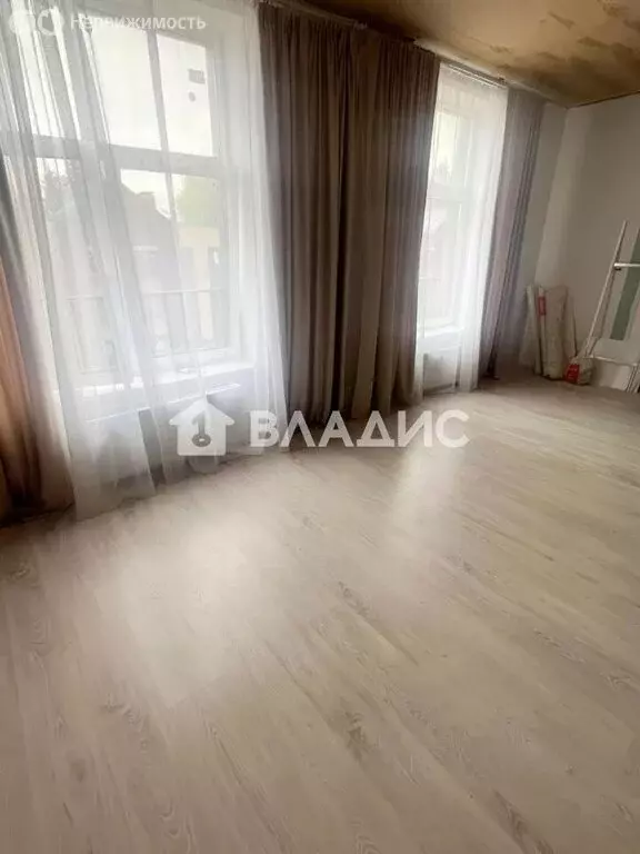 3-комнатная квартира: Апрелевка, улица Парк Апрель, 31 (100 м) - Фото 1