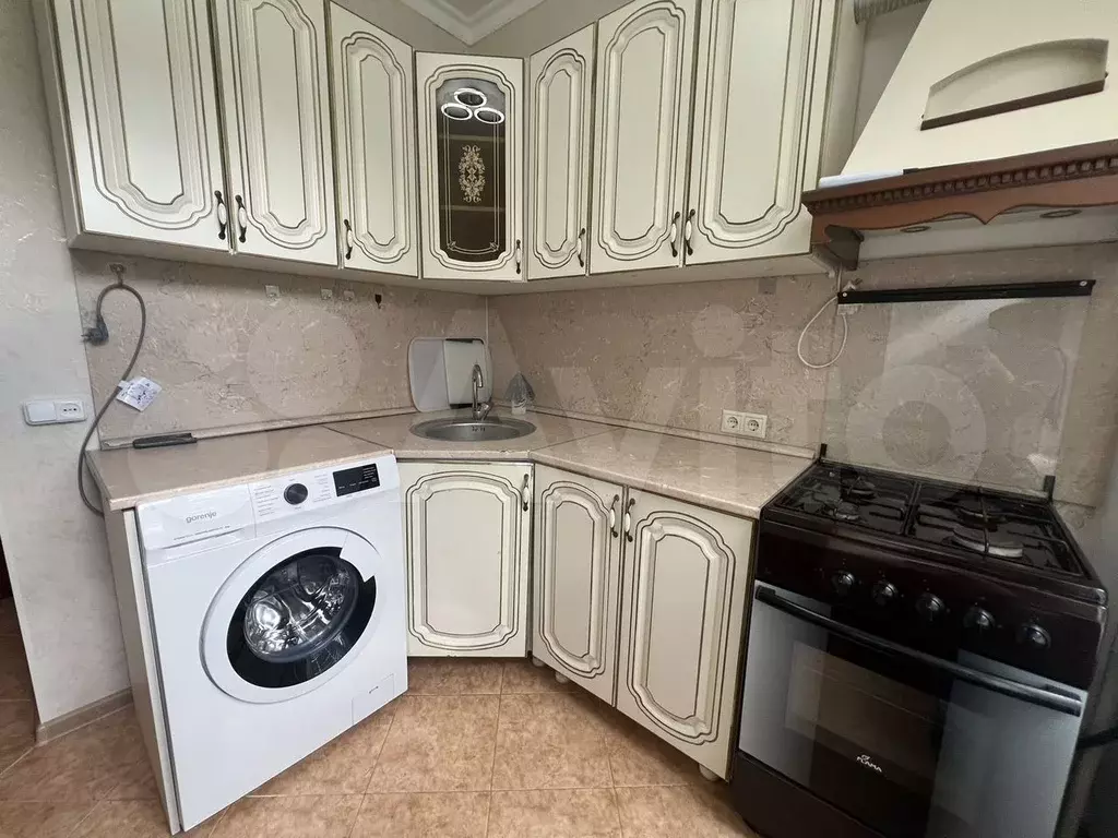 3-к. квартира, 55 м, 2/5 эт. - Фото 0