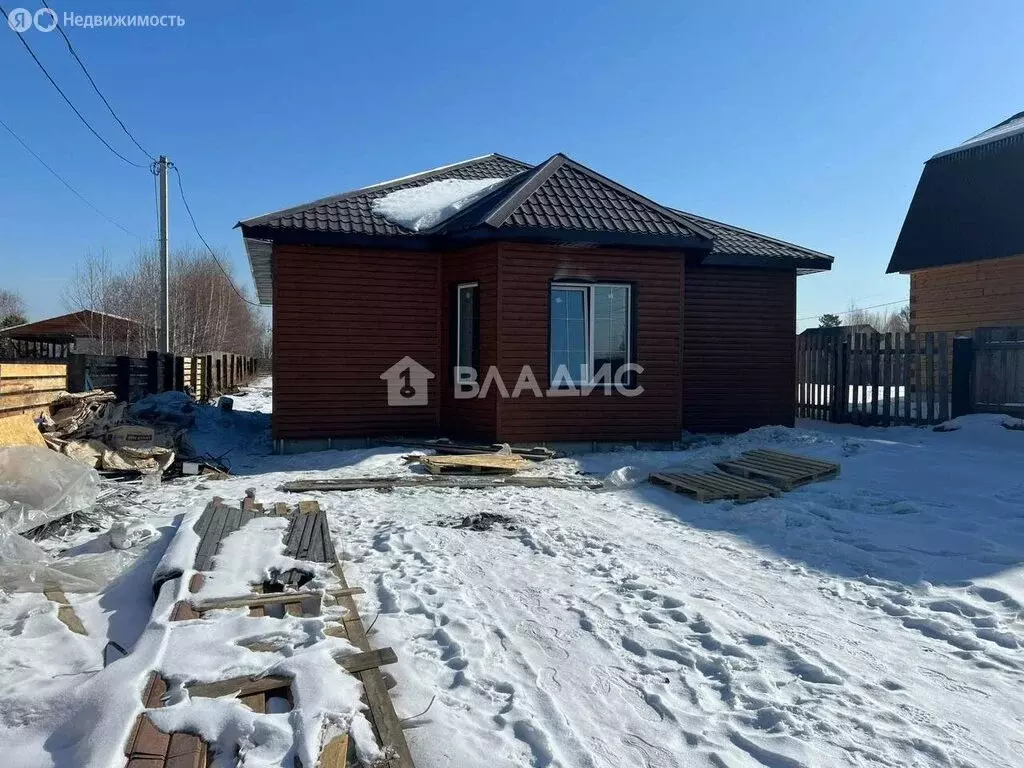 Дом в село Баклаши, Тальниковая улица, 2 (110 м) - Фото 1