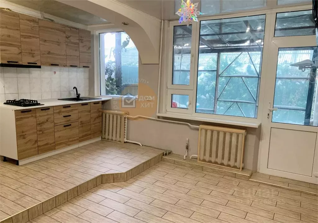 3-к кв. Крым, Симферополь ул. Крылова, 50 (81.0 м) - Фото 0