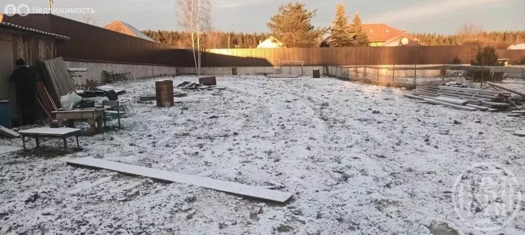 Участок в посёлок Приветнинское, Центральная улица (15 м) - Фото 1