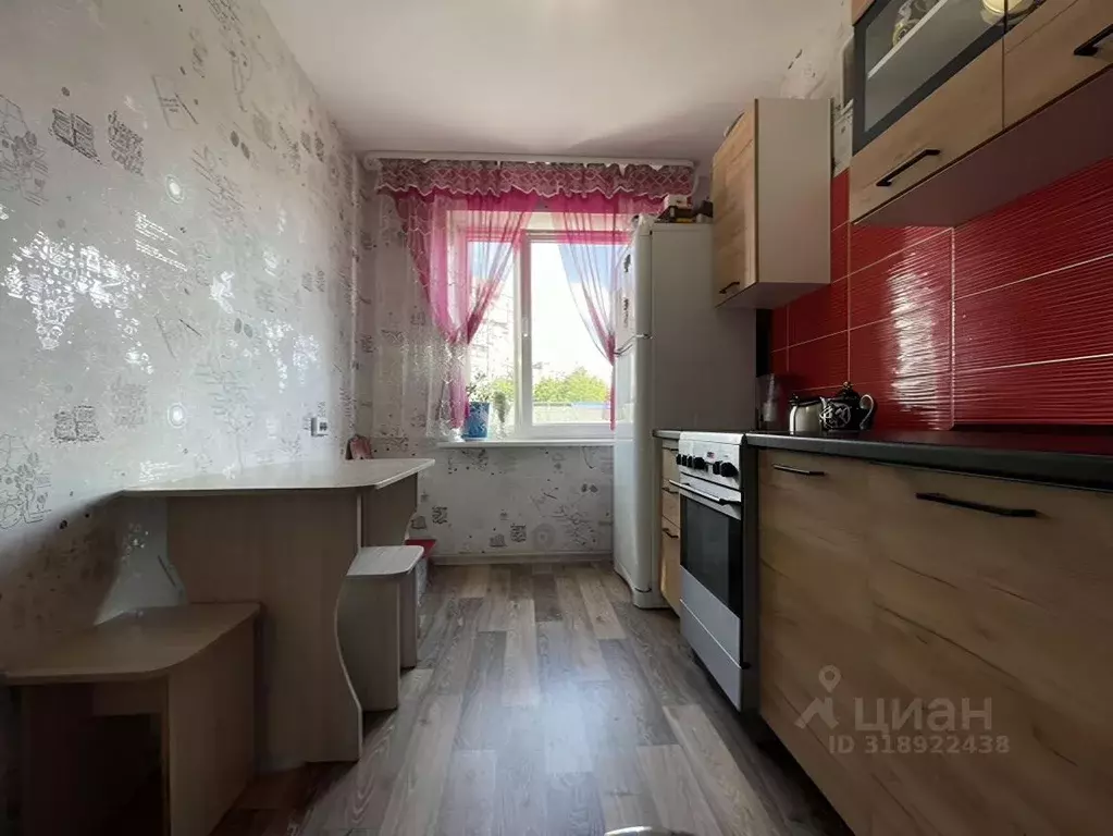 2-к кв. Кемеровская область, Новокузнецк ул. Кирова, 103 (42.0 м) - Фото 1