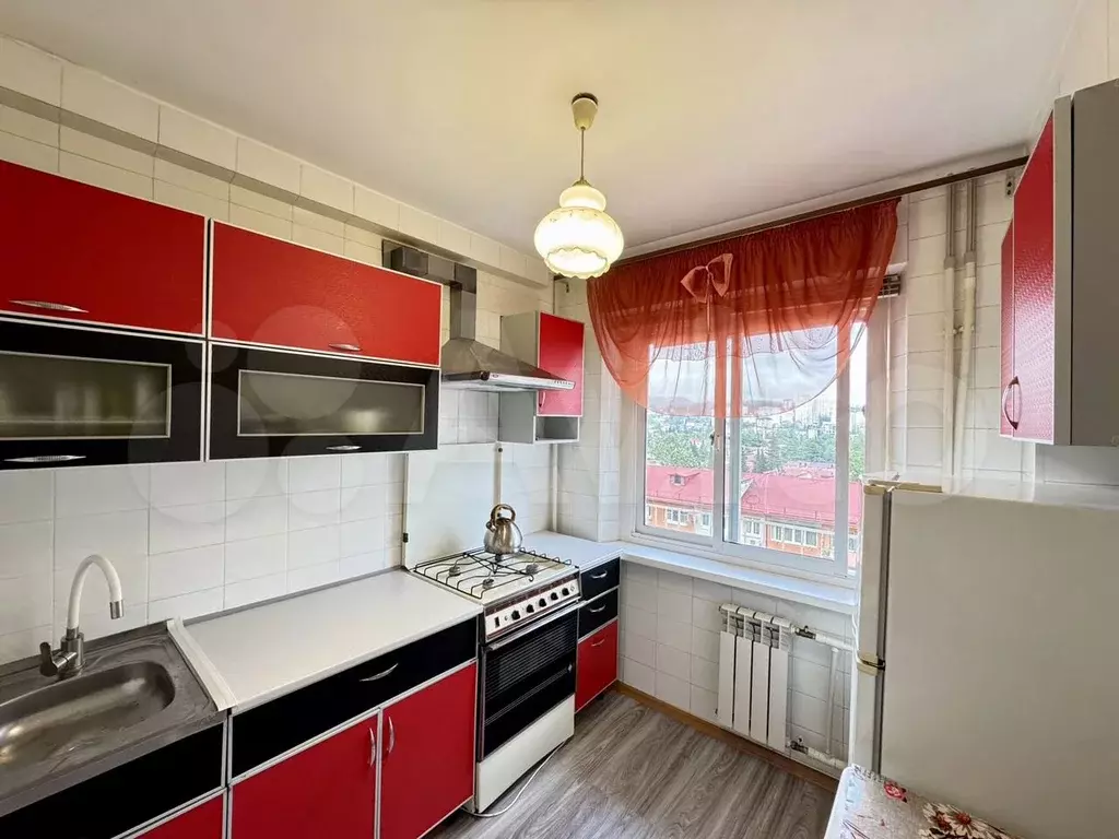 1-к. квартира, 30 м, 2/5 эт. - Фото 0