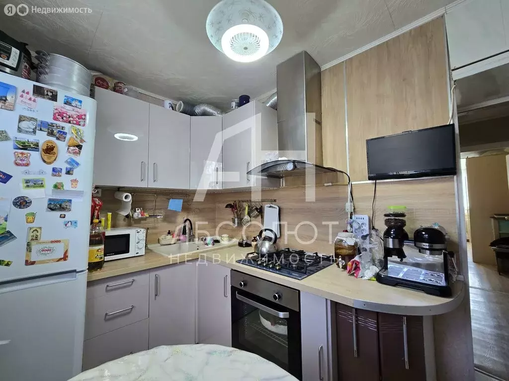4-комнатная квартира: село Сватково, 6 (58.4 м) - Фото 1