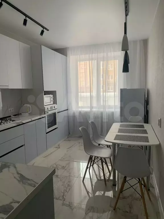 1-к. квартира, 42 м, 2/9 эт. - Фото 1