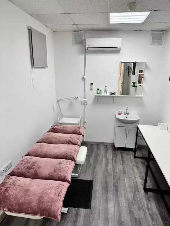 Помещение свободного назначения в Москва ул. Космонавтов, 6 (10 м) - Фото 1