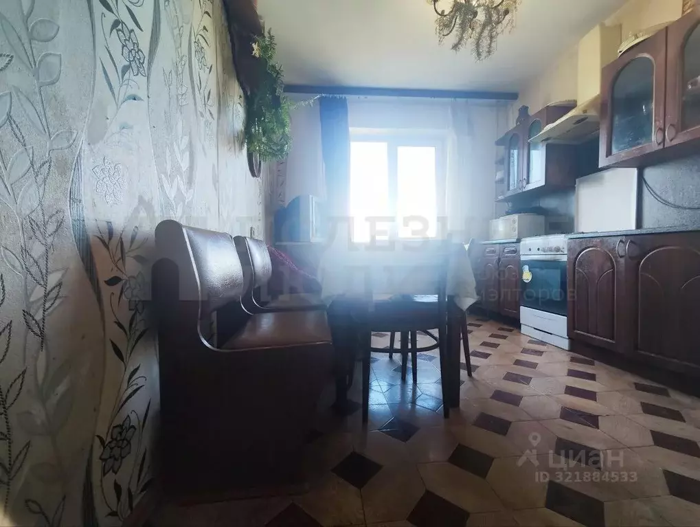 3-к кв. Новгородская область, Великий Новгород Район Софийская ... - Фото 0