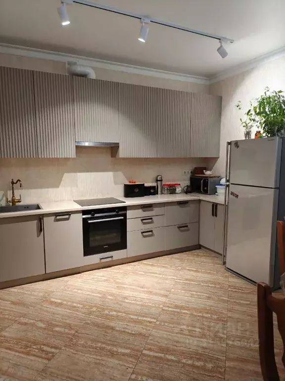 2-к кв. Ставропольский край, Ставрополь ул. Серова, 70 (90.0 м) - Фото 0