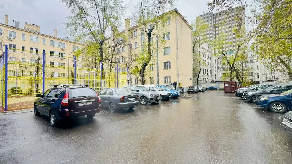 Продается 3-комнатная квартира - Фото 1