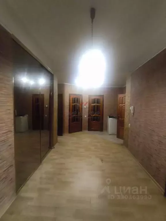 4-к кв. Хакасия, Абакан ул. Чехова, 116 (118.0 м) - Фото 1