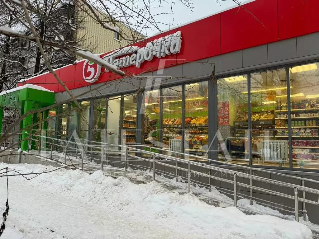 Помещение свободного назначения в Татарстан, Казань ул. Братьев ... - Фото 0